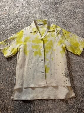 DES_PHEMMES Yellow Tie-Dye Studded Short Sleeve Top